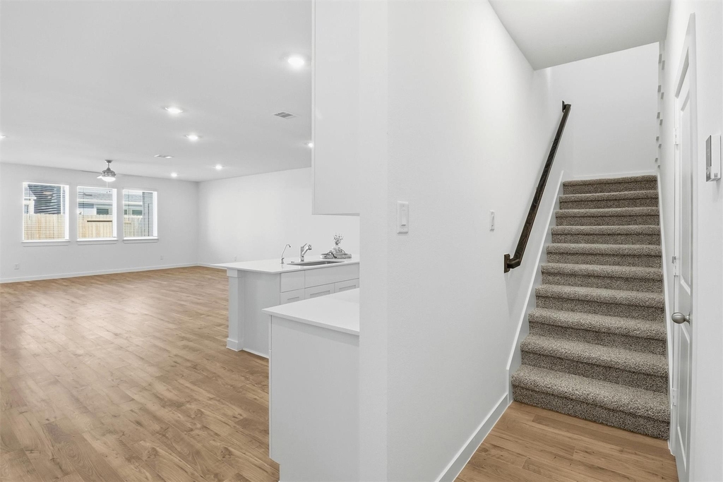 3538 Adelie Lane - Photo 2
