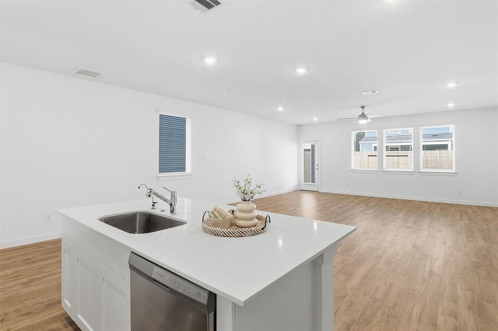 3538 Adelie Lane - Photo 9