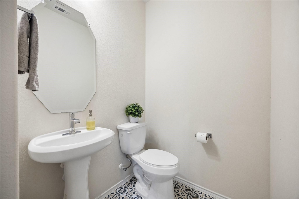4026 Delta Rose Street - Photo 22
