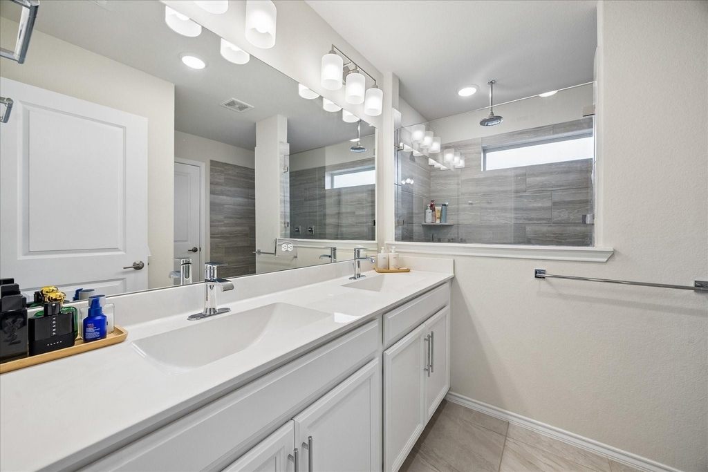 4026 Delta Rose Street - Photo 16