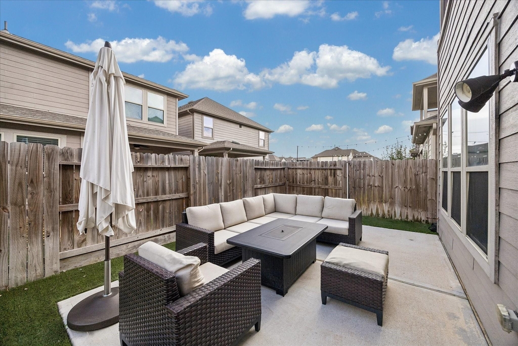 4026 Delta Rose Street - Photo 30