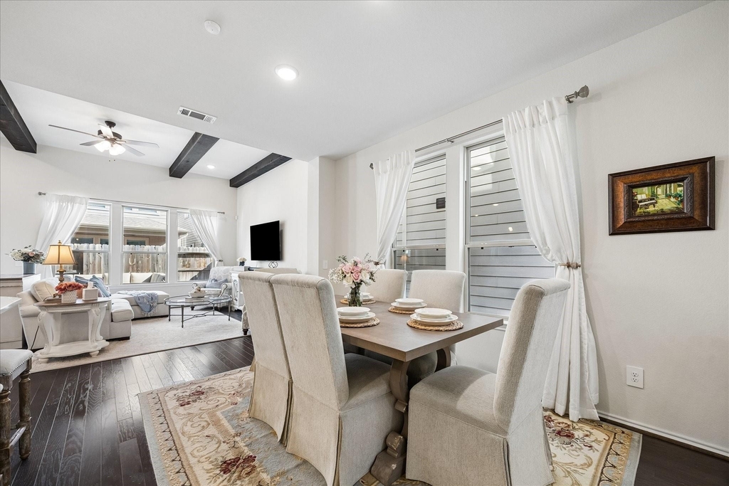 4026 Delta Rose Street - Photo 4