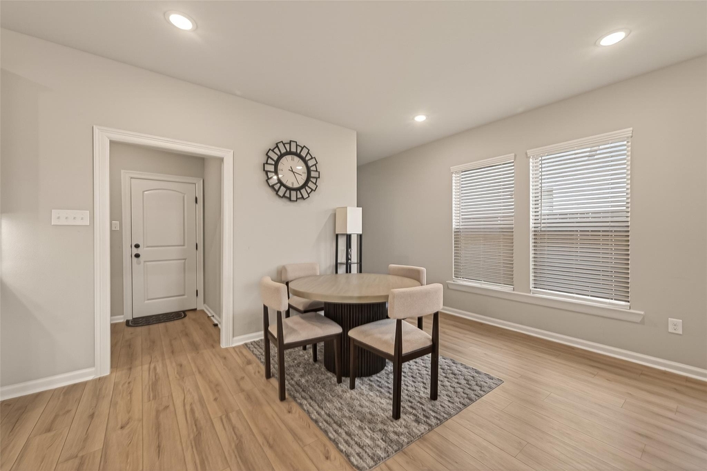 1010 Gentle Nook Drive - Photo 8