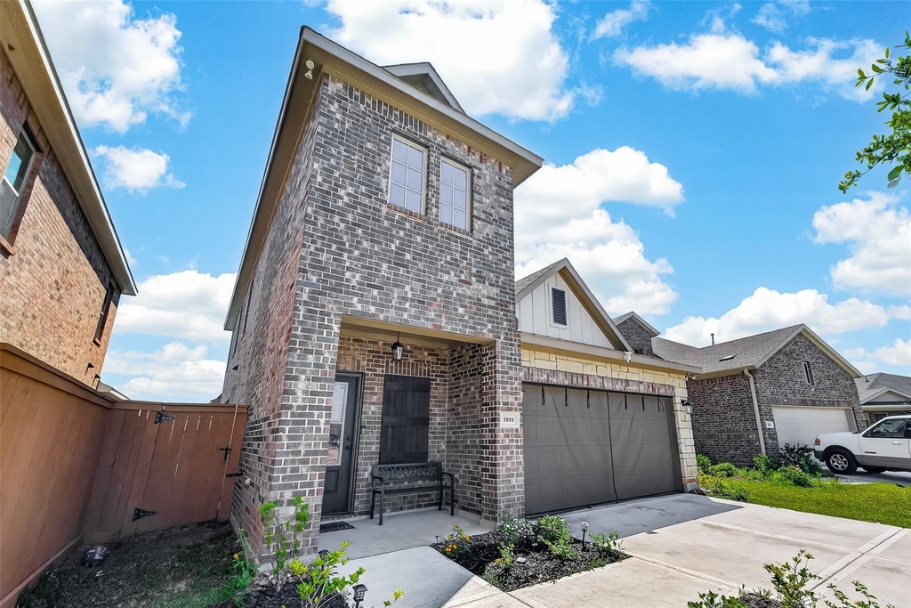1010 Gentle Nook Drive - Photo 1