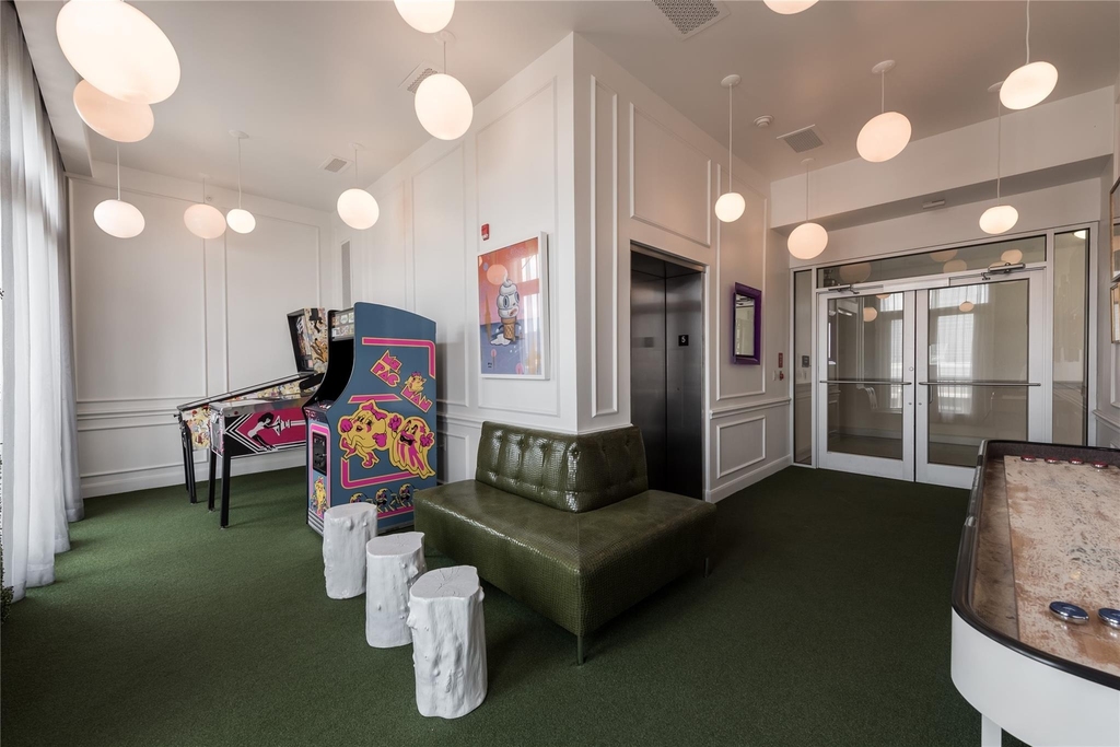 306 Mcgowen Street - Photo 15