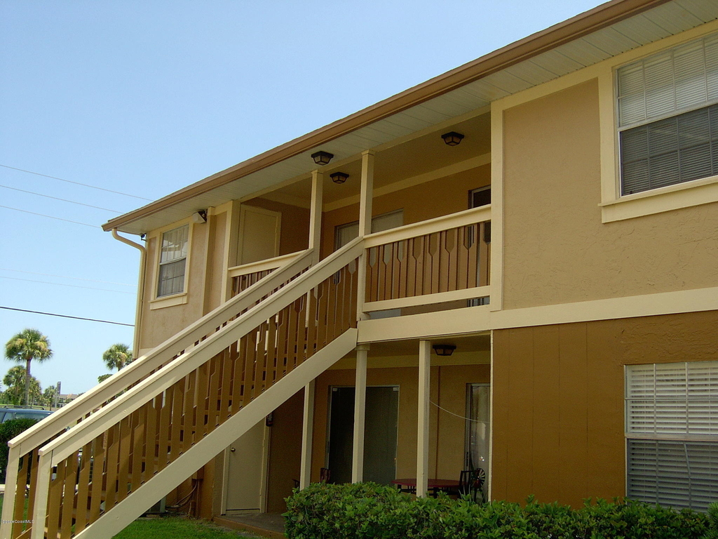 133 Bristol Court - Photo 1