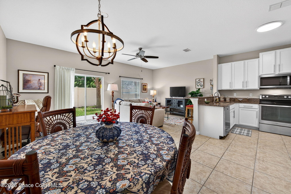 2515 Revolution Street - Photo 17
