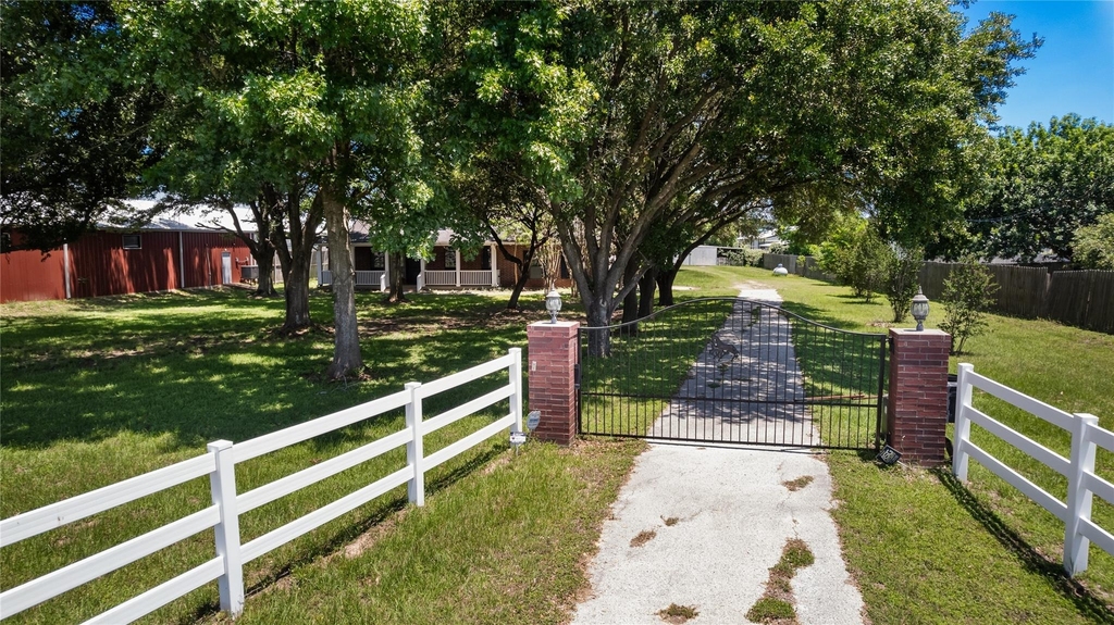 20240 Cypress Rosehill Road - Photo 7