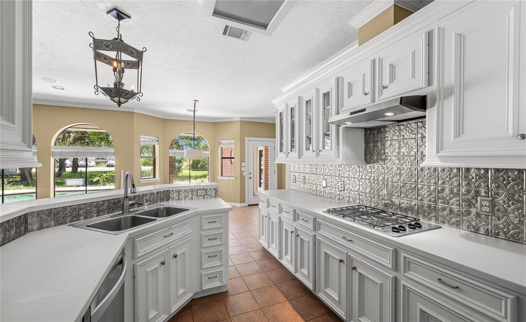 20240 Cypress Rosehill Road - Photo 13