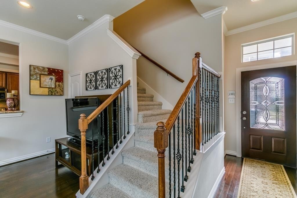 3422 Home Street - Photo 3