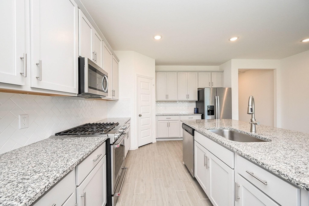 5706 Embracement Lane - Photo 9