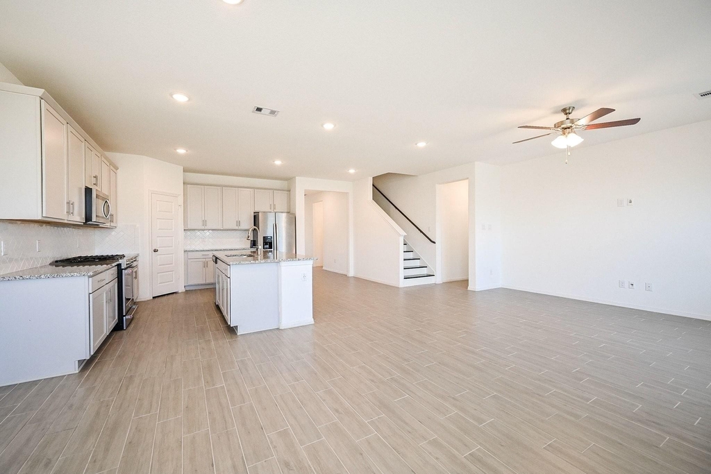 5706 Embracement Lane - Photo 10
