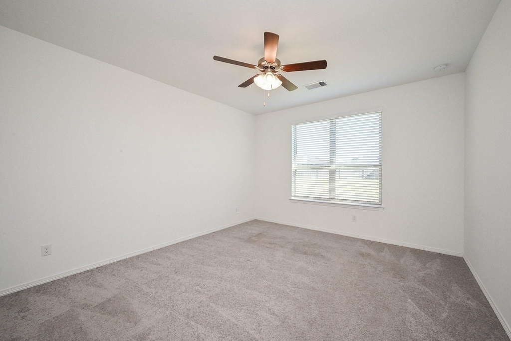 5706 Embracement Lane - Photo 11