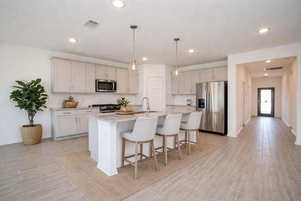 5706 Embracement Lane - Photo 7