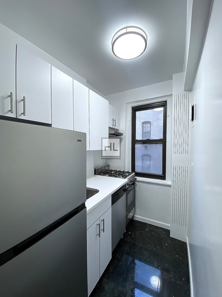 East 38th Street - Photo 1