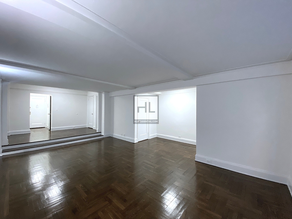 East 38th Street - Photo 0