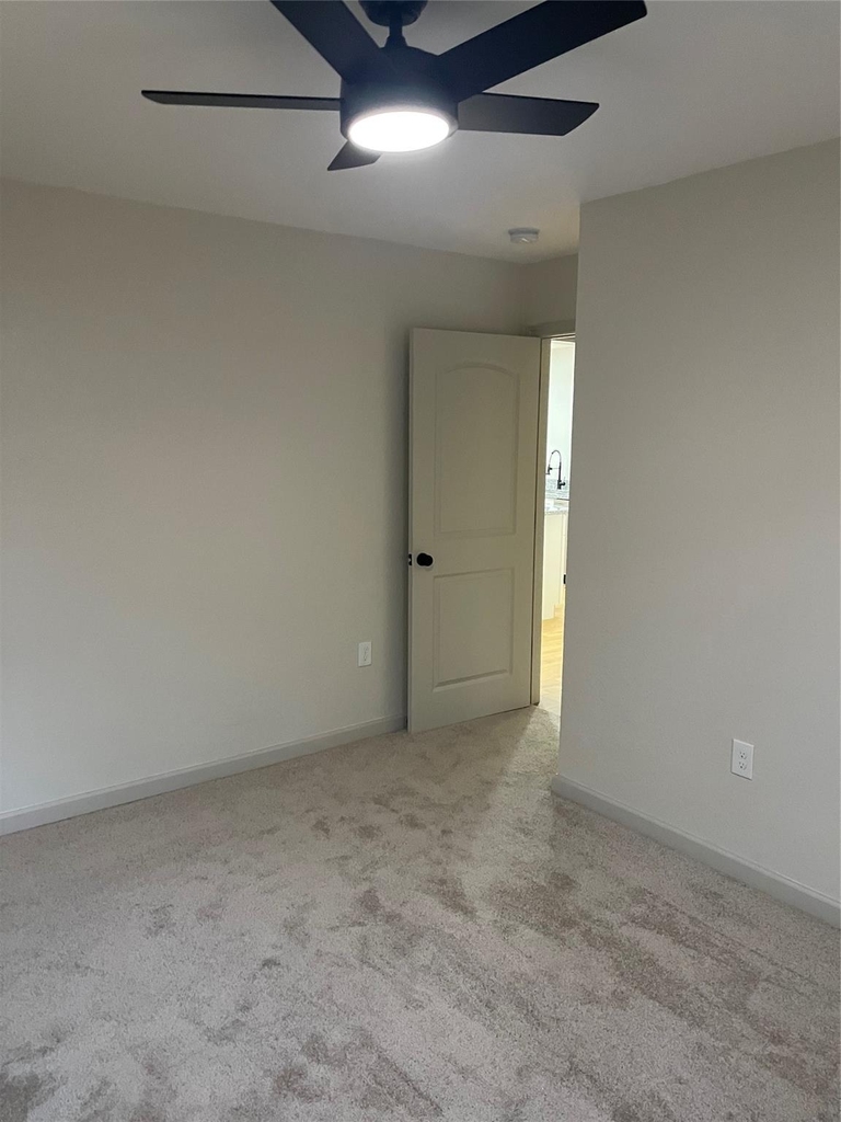 902 Alice Street - Photo 10
