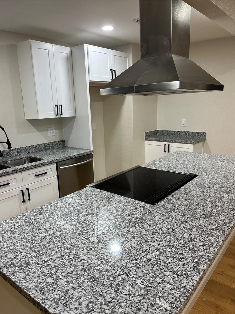 902 Alice Street - Photo 5