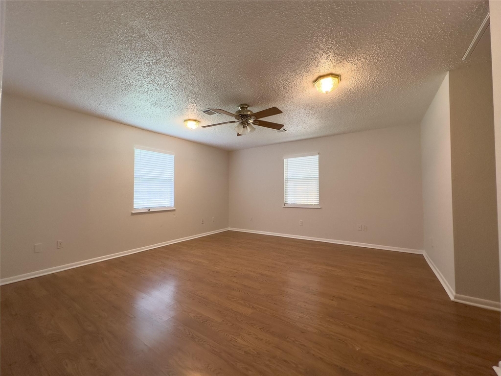 119 Marshall Street - Photo 17