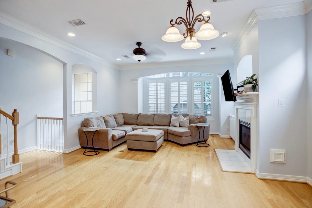 5312 Blossom St - Photo 4
