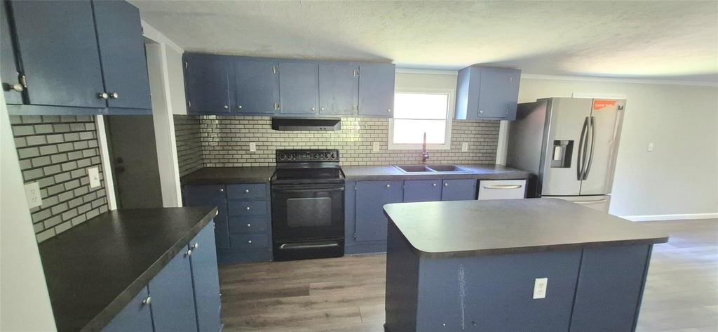 24321 Cherry Hill Drive - Photo 7
