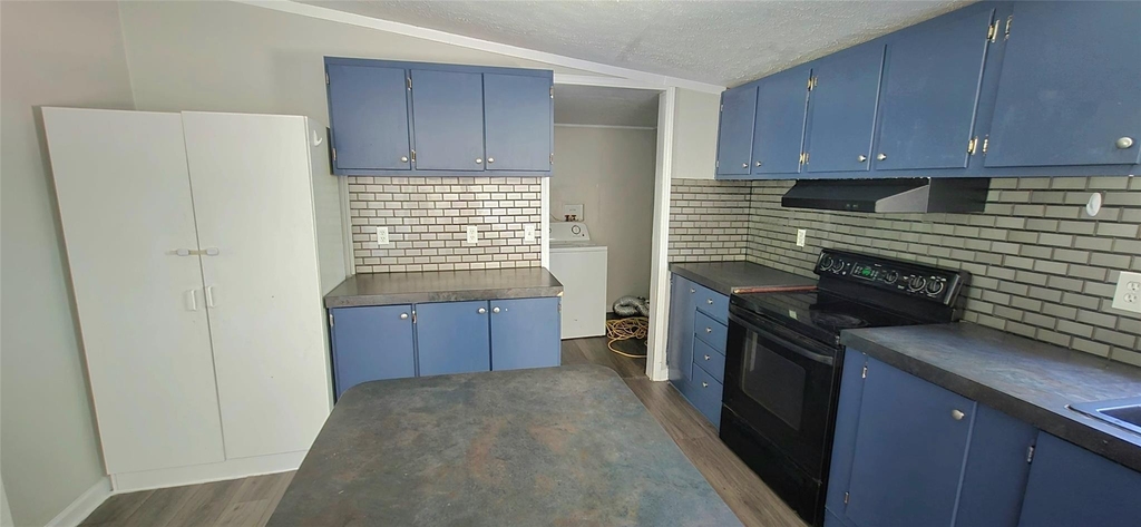 24321 Cherry Hill Drive - Photo 8