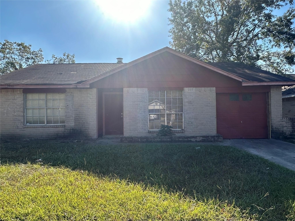 14846 Waterside Dr - Photo 1