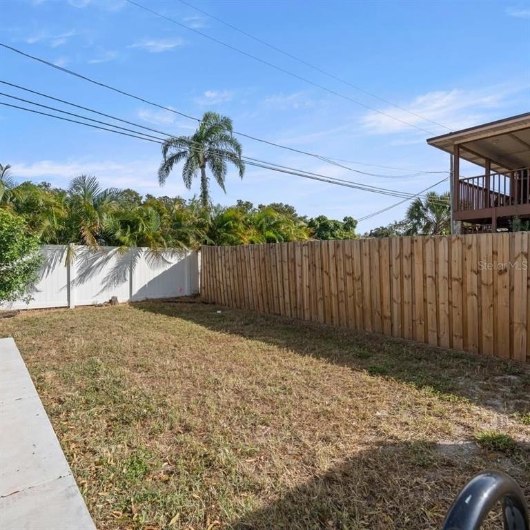 3103 16th Street N - Photo 2