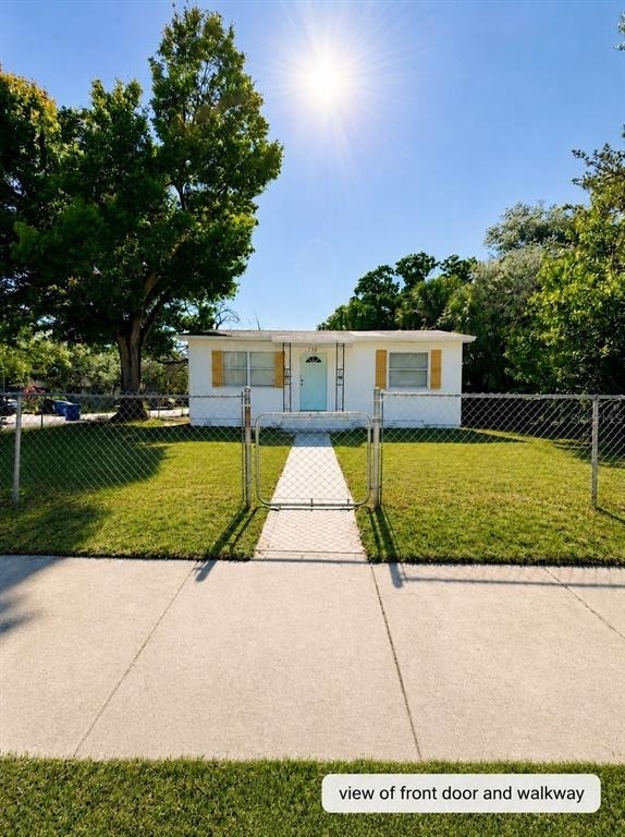 1543 43rd Street S - Photo 0
