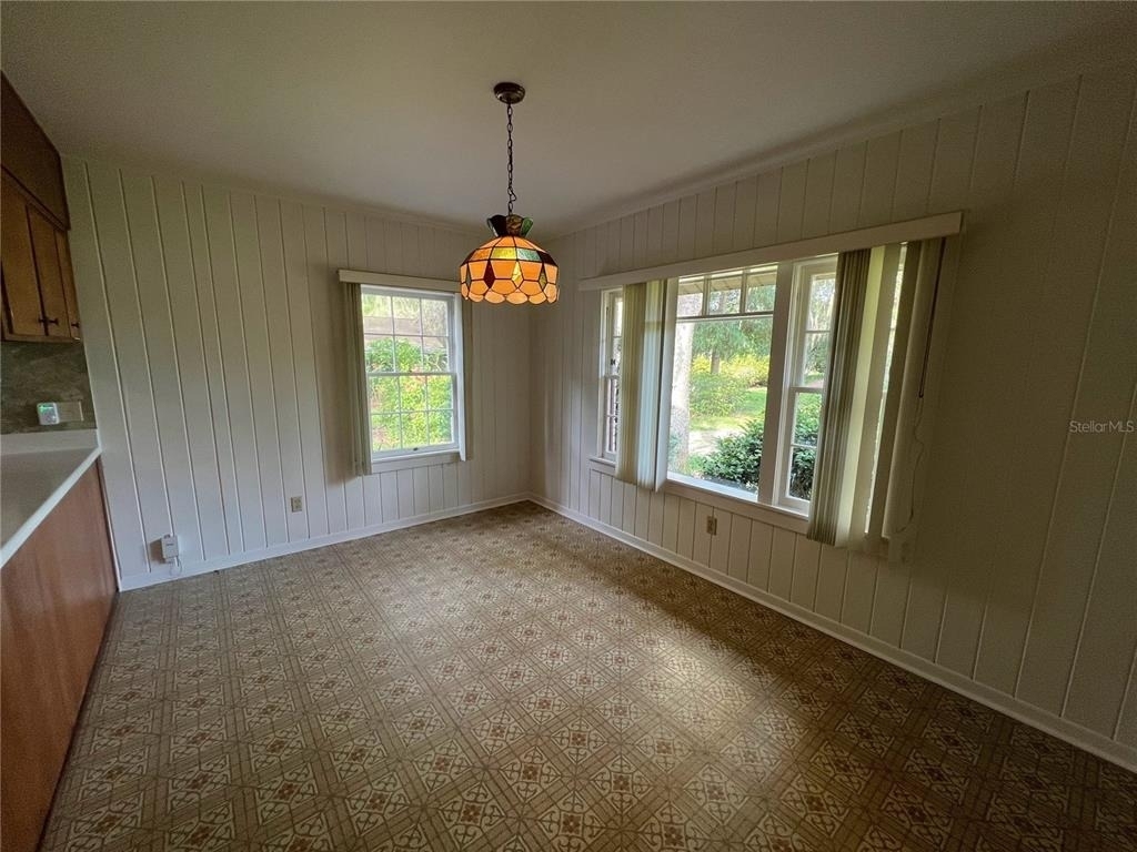 16902 Crawley Road - Photo 12