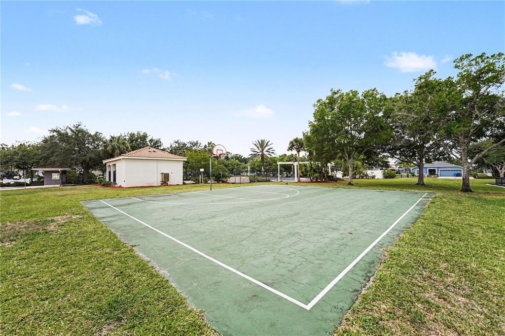 12268 Country White Circle - Photo 23