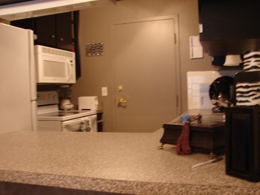 2700 Bayshore Boulevard - Photo 6