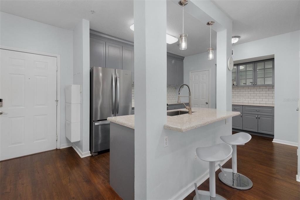 233 Goldenrain Drive - Photo 6