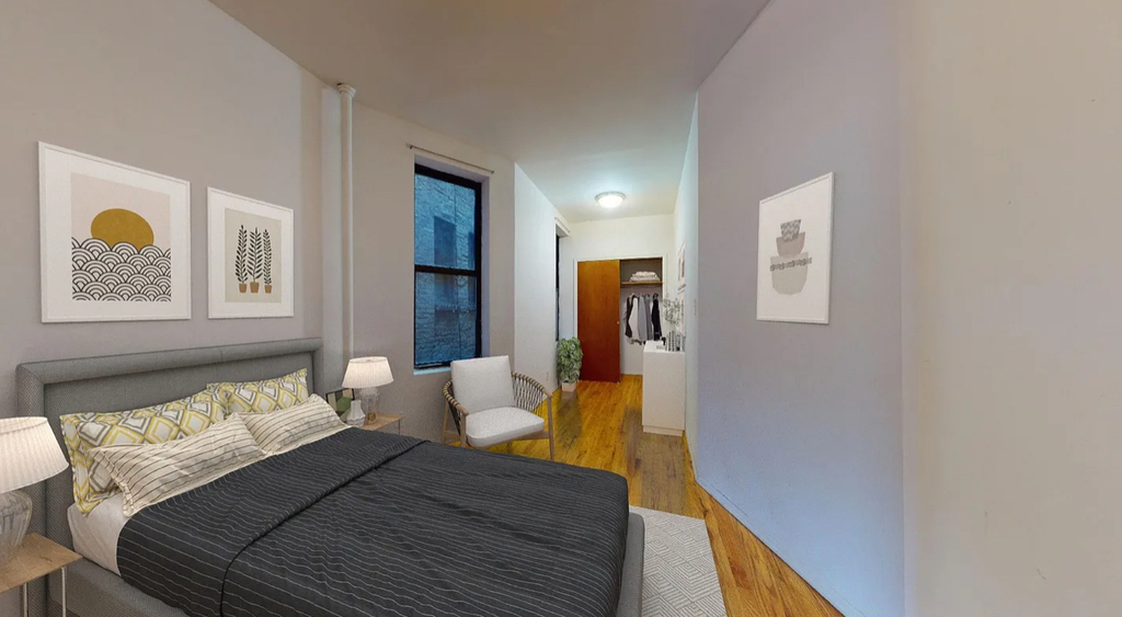 East 90th Street - Photo 1