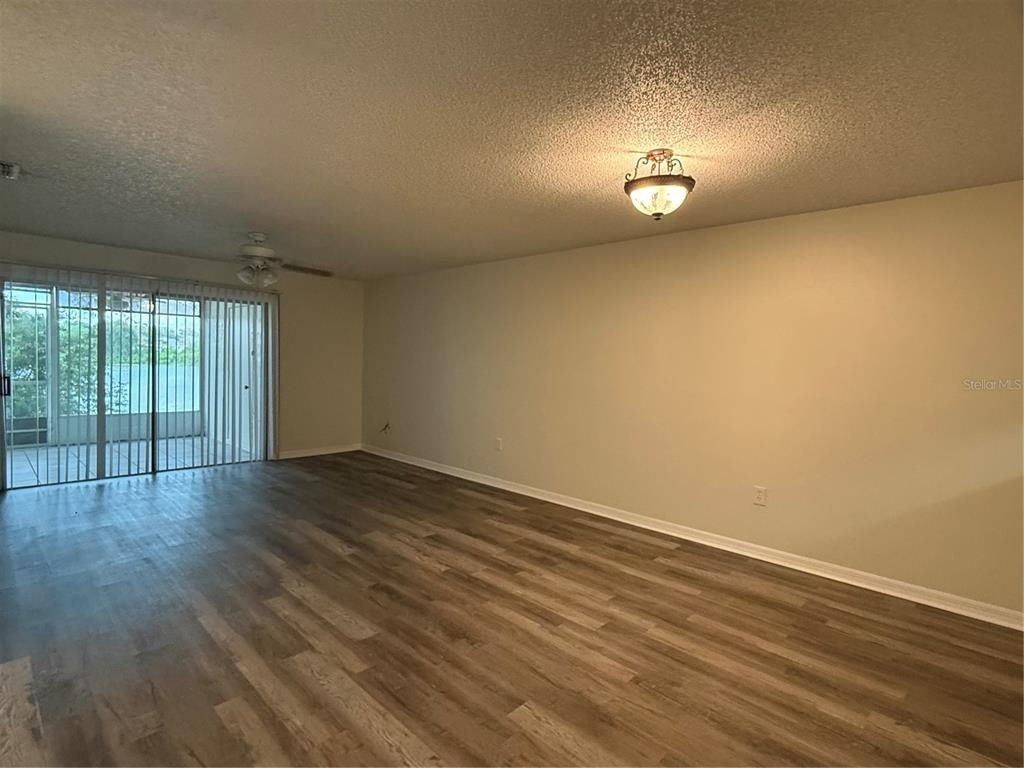 702 Country Lane Ne - Photo 7