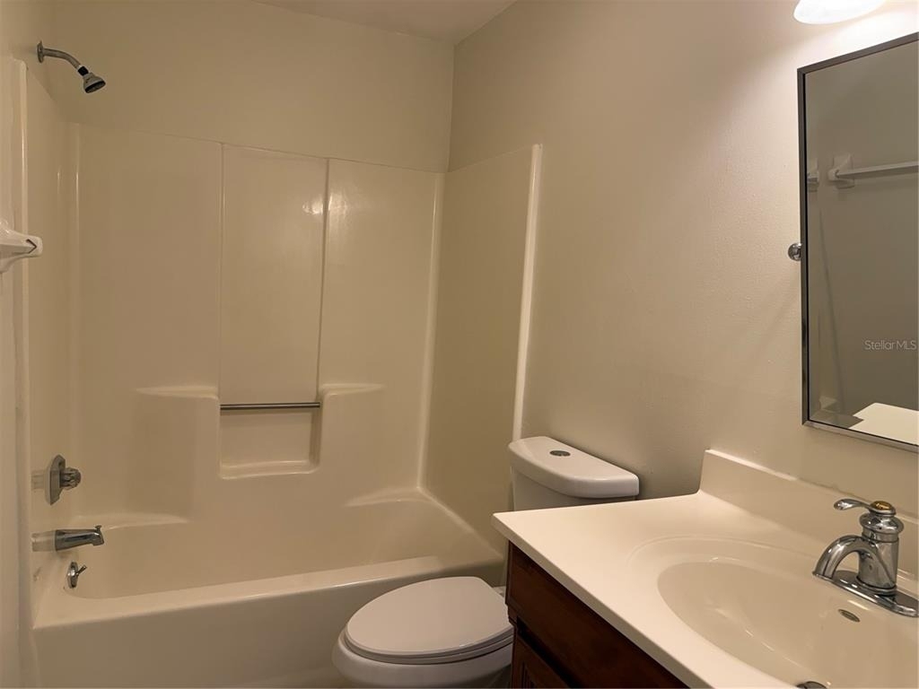 702 Country Lane Ne - Photo 15
