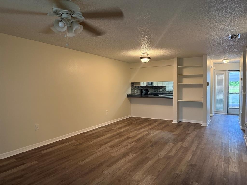 702 Country Lane Ne - Photo 17