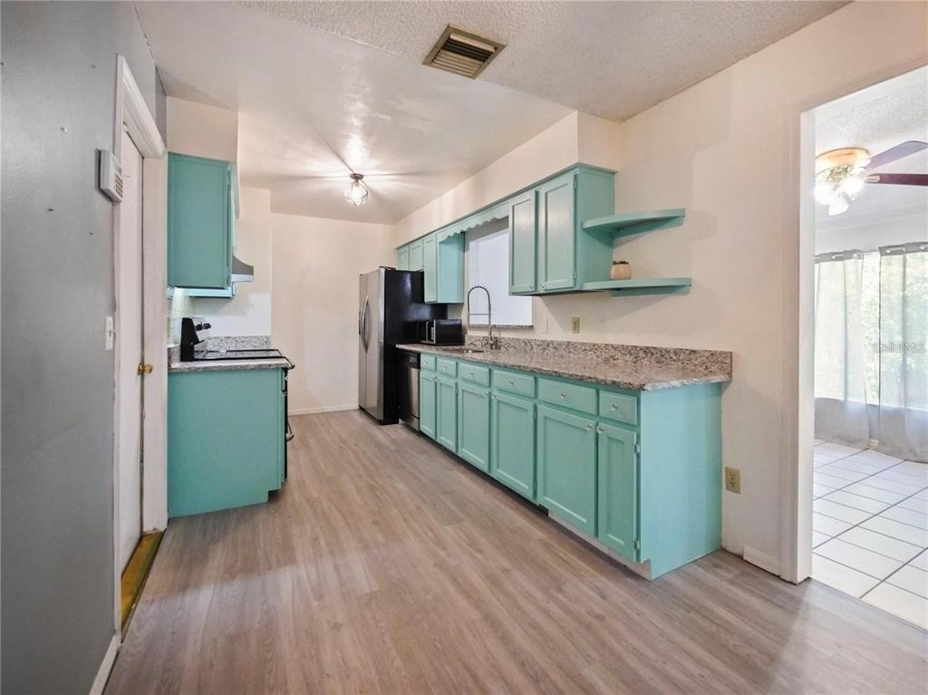 240 Maureen Drive - Photo 0