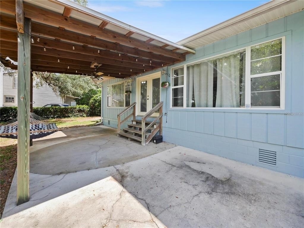 240 Maureen Drive - Photo 43