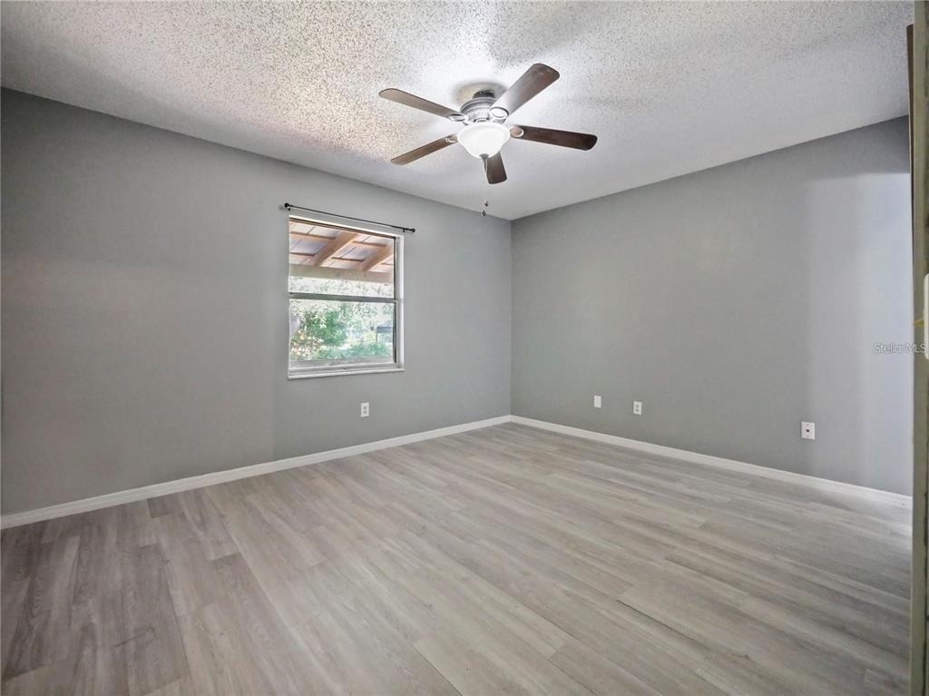 240 Maureen Drive - Photo 26