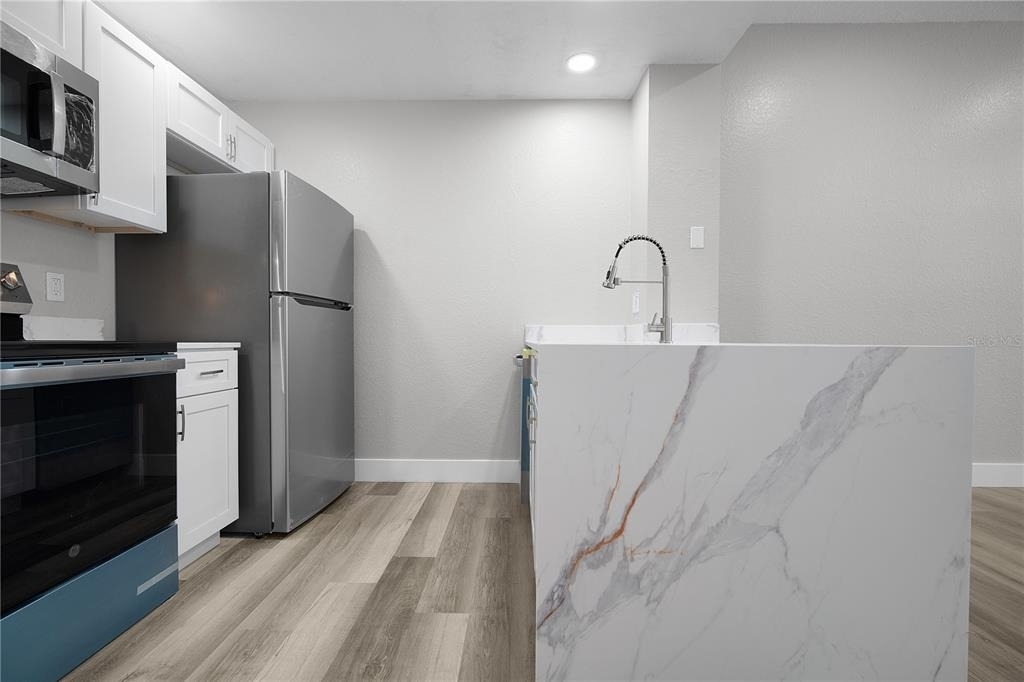 4007 Venetian Bay Drive - Photo 6