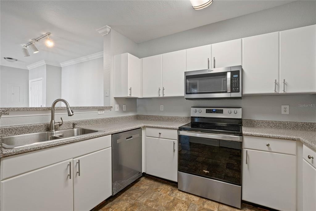 204 E South Street - Photo 9