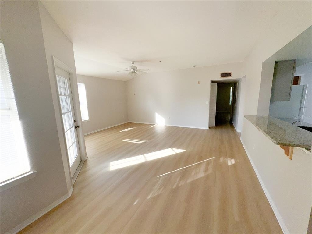 420 Summit Ridge Place - Photo 4