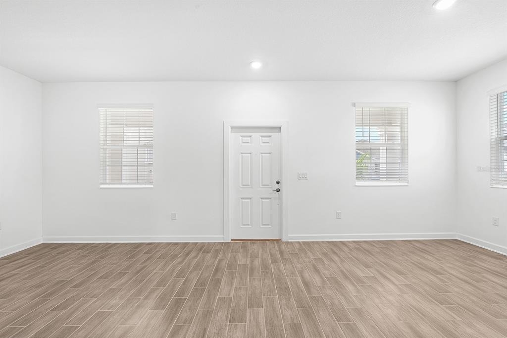 3053 Ella Way - Photo 6