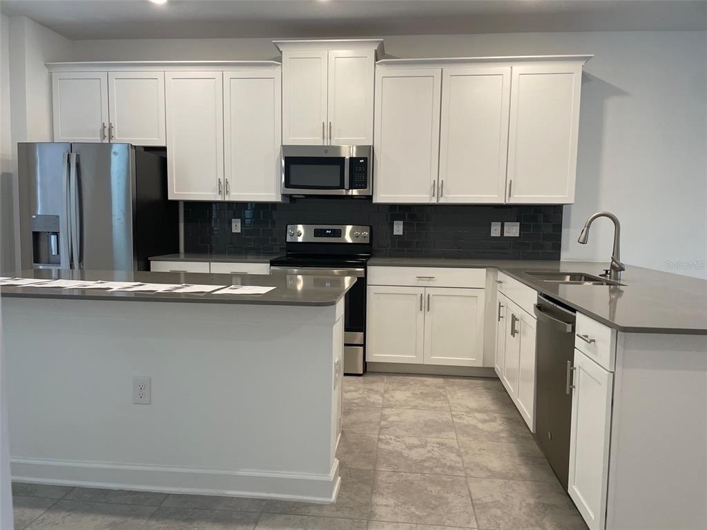 5643 Quiet Palm Loop - Photo 3