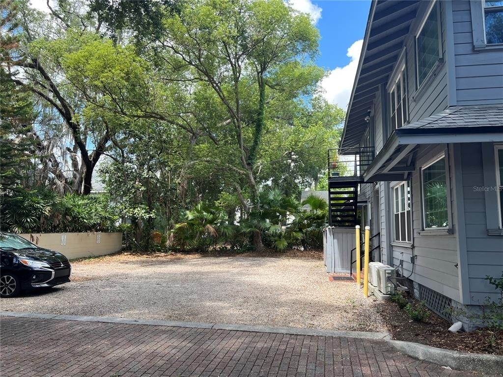 510 E Jackson St - Photo 5