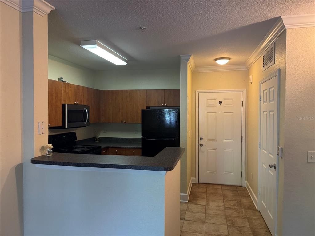 206 E South Street - Photo 2