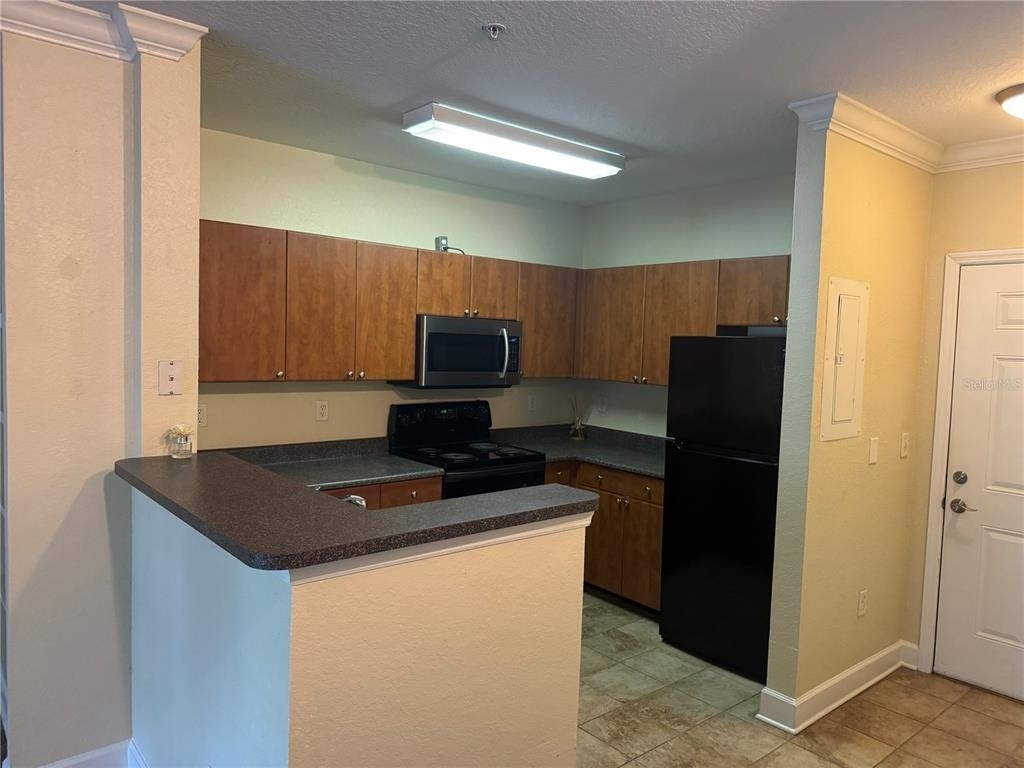 206 E South Street - Photo 1