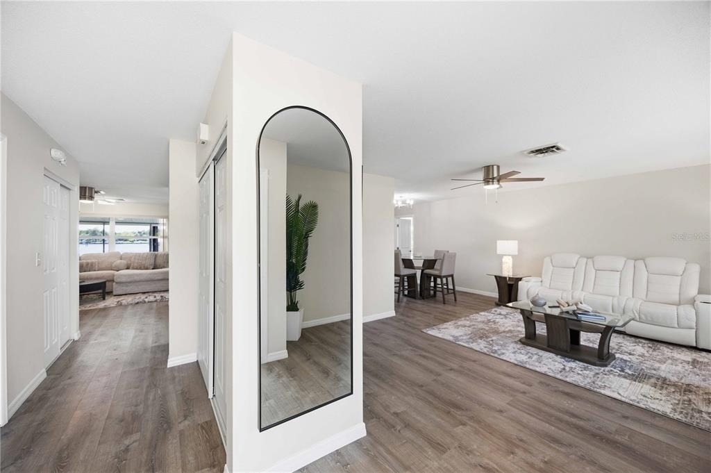 1933 Fairview Drive - Photo 3