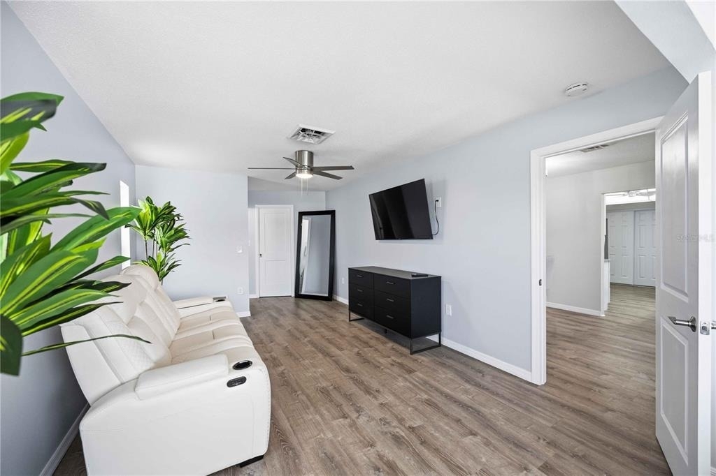 1933 Fairview Drive - Photo 15